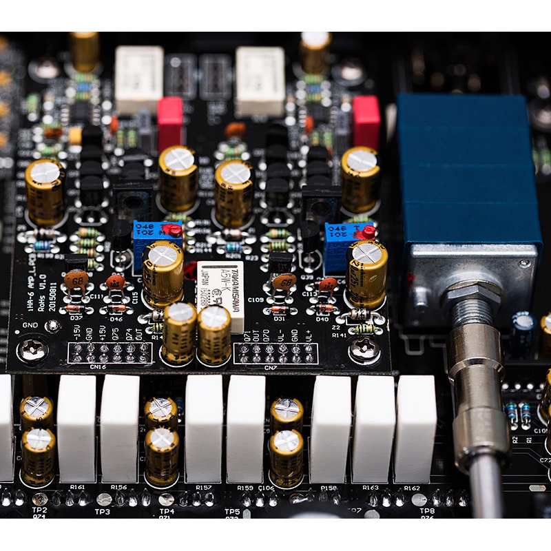 Cayin IHA-6 & iDAC-6 vacuum Tube Decoder fully Balanced headphone Amplifier Set