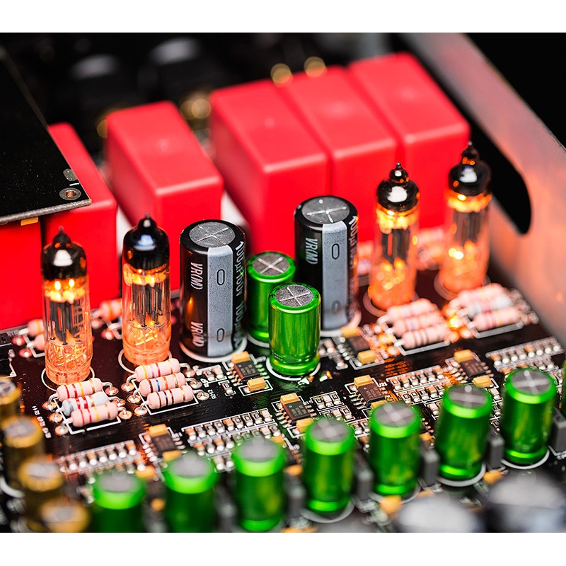 Cayin IHA-6 & iDAC-6 vacuum Tube Decoder fully Balanced headphone Amplifier Set