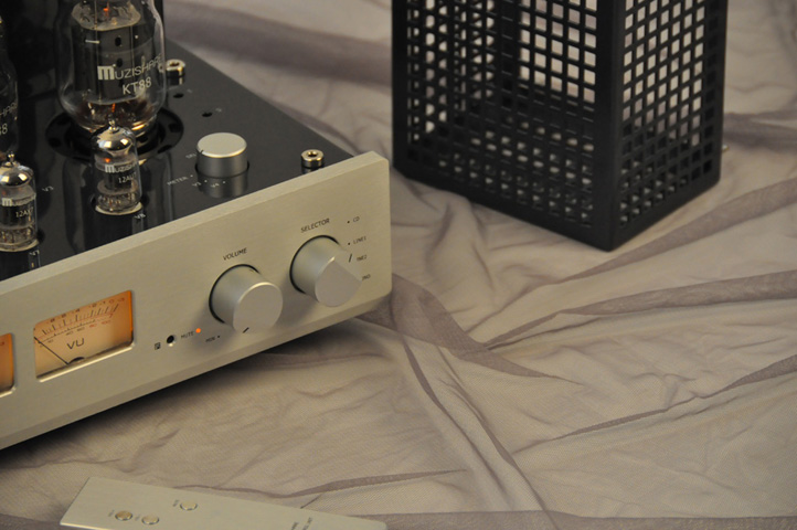 MUZISHARE X7 KT88 x4 Vacuum tube integrated Amplifier & Power
